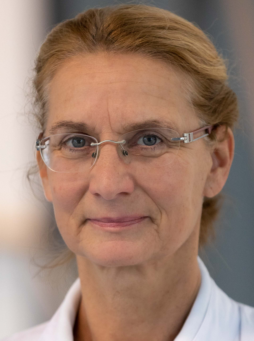 Portrait Dr. Ursula Kurz