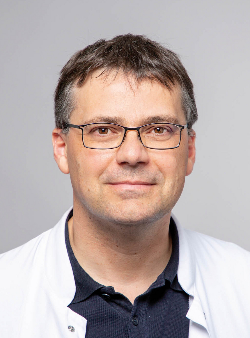 Portrait vom Chefarzt Professor Doktor Henning Wege