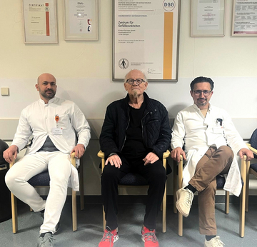 Patient mit Prof. Demirel und Hr. Alkooja